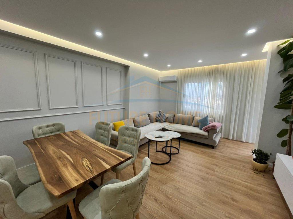 0696044423Shitet, Apartament 2+1+2, Ish Urt, Durrës – Tiranë