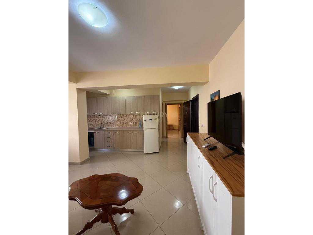 +355693448889SHITET APARTAMENT 1+1 TE PALLATI SPORTIT, DURRE – Durrës