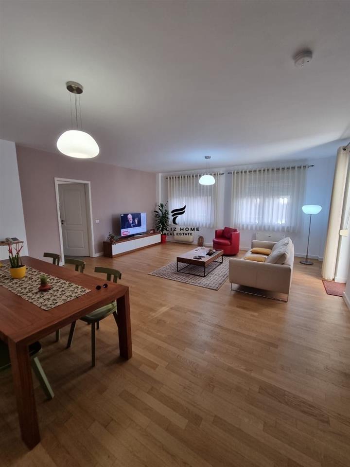 SHITET APARTAMENT,SAUK,400.000 EURO. – Tiranë