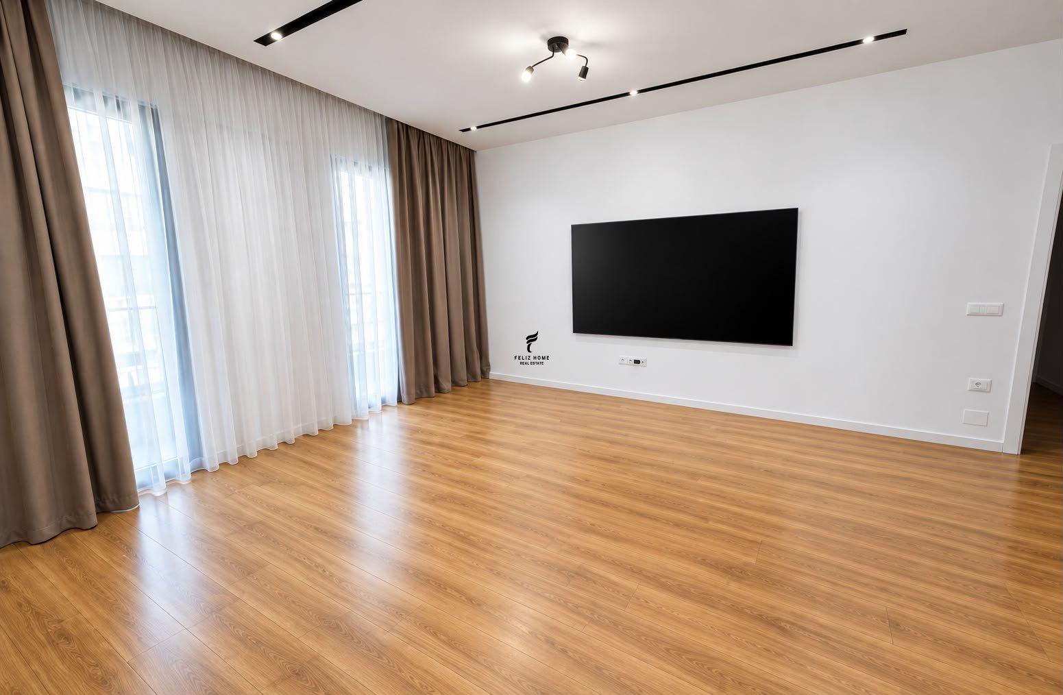 ZYRE ME QERA 130 M2 RRUGA E KAVAJES 1.200 EURO FH-97588 – Tiranë