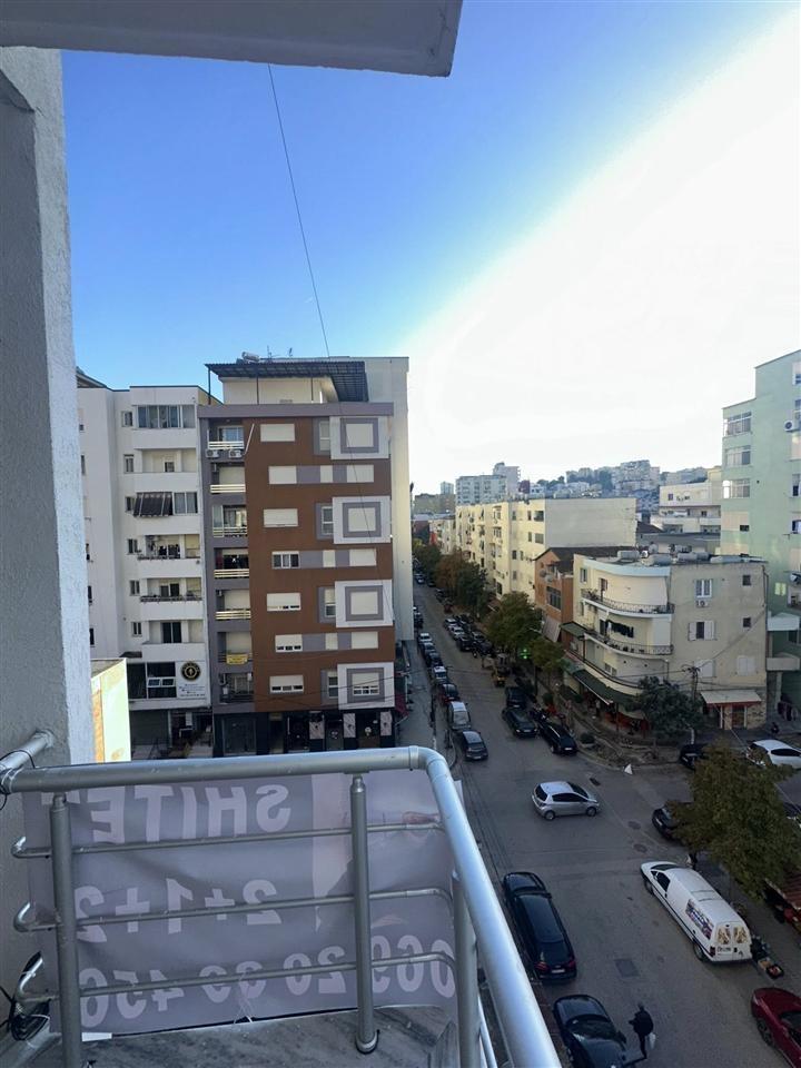 OKAZION 🔥 🏡 SHITET 2+1+2 me dy ballkone 📍KOPSHTI SOTIR NO – Durrës