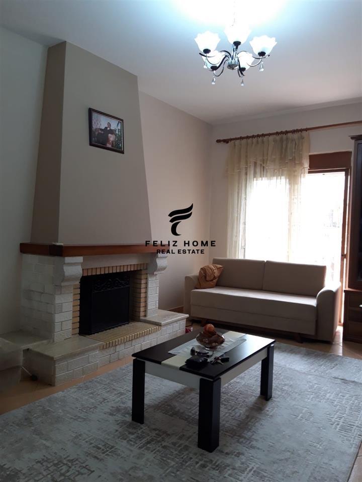 VILE ME QERA 4+1 SAUK 1400 EURO – Tiranë