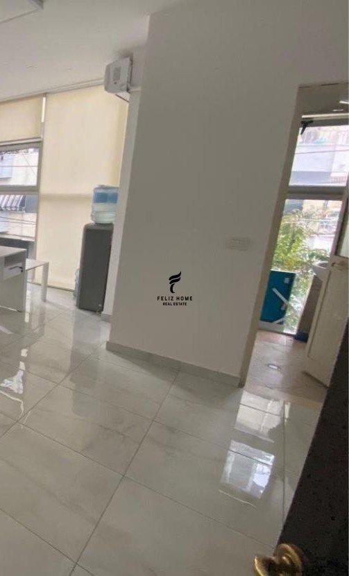 ZYRE ME QERA 170 M2 ZOGU ZI 3.500 EURO FH-64336 – Tiranë - 1