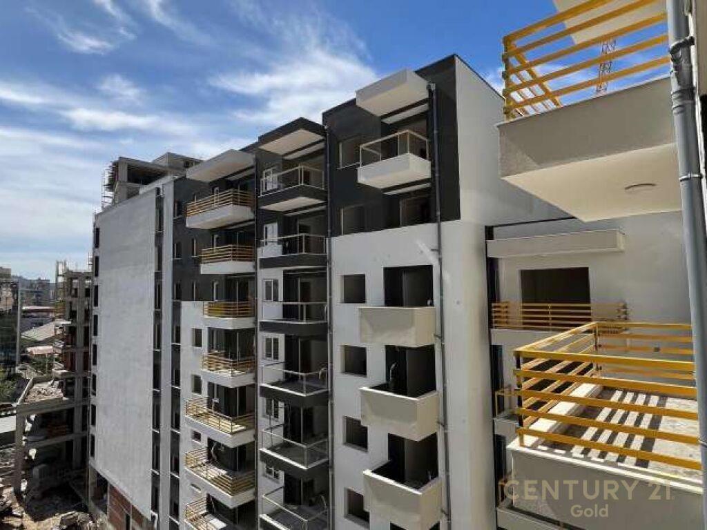 APARTAMENT 1+1 PER SHITJE NE KOMPLEKSIN E-88, LAPRAKE ! – Tiranë - 1