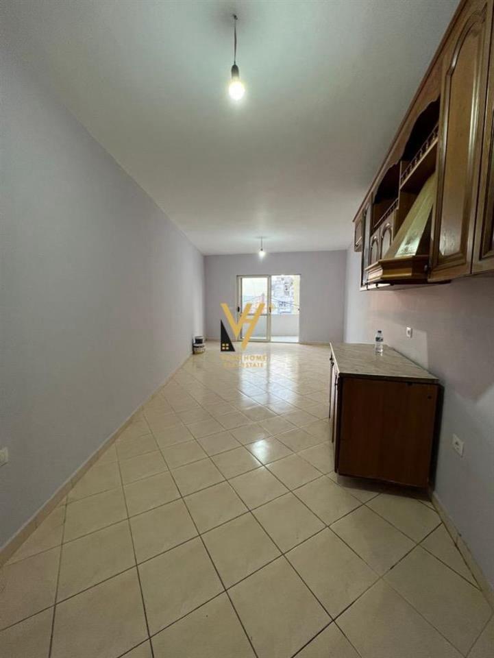 SHITET APARTAMENT 1+1+BLK NE FRESK 110.000 EURO – Tiranë