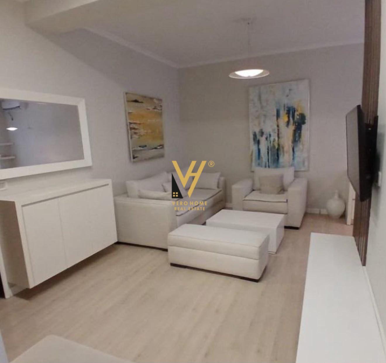 JEPET APARTAMENT 2+1+BLK ME QERA TE KODRA E DIELLIT 65.000 L – Tiranë