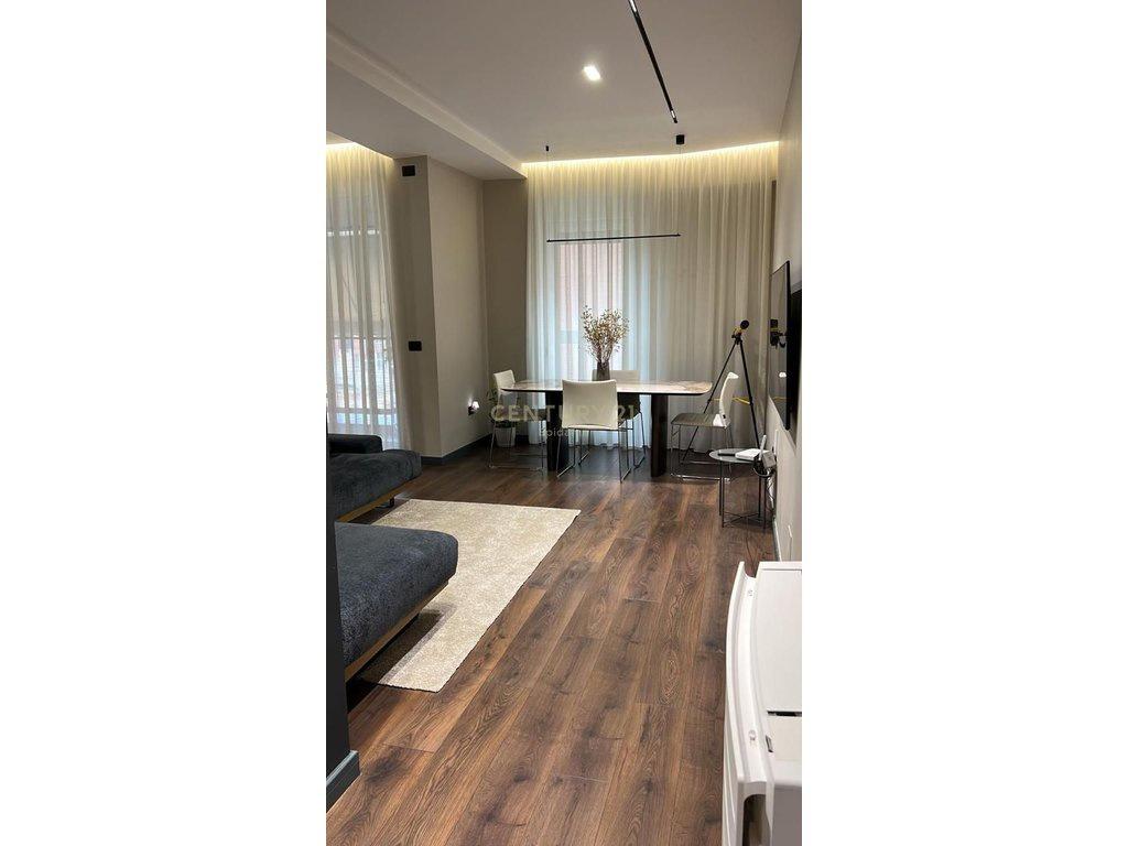 Apartament 2+1+2 + Post Parkimi – Kompleksi Marga, Bulevardi – Tiranë - 1