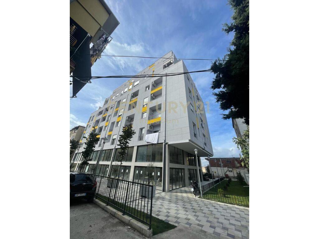 APARTAMENT 2+1+2 PER SHITJE, NE RRUGEN E DIBRES – Tiranë - 1