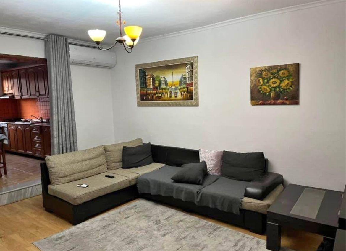 SHITET APARTAMENT 2+1 RRUGA E DIBRES 12.500.000 LEKE – Tiranë