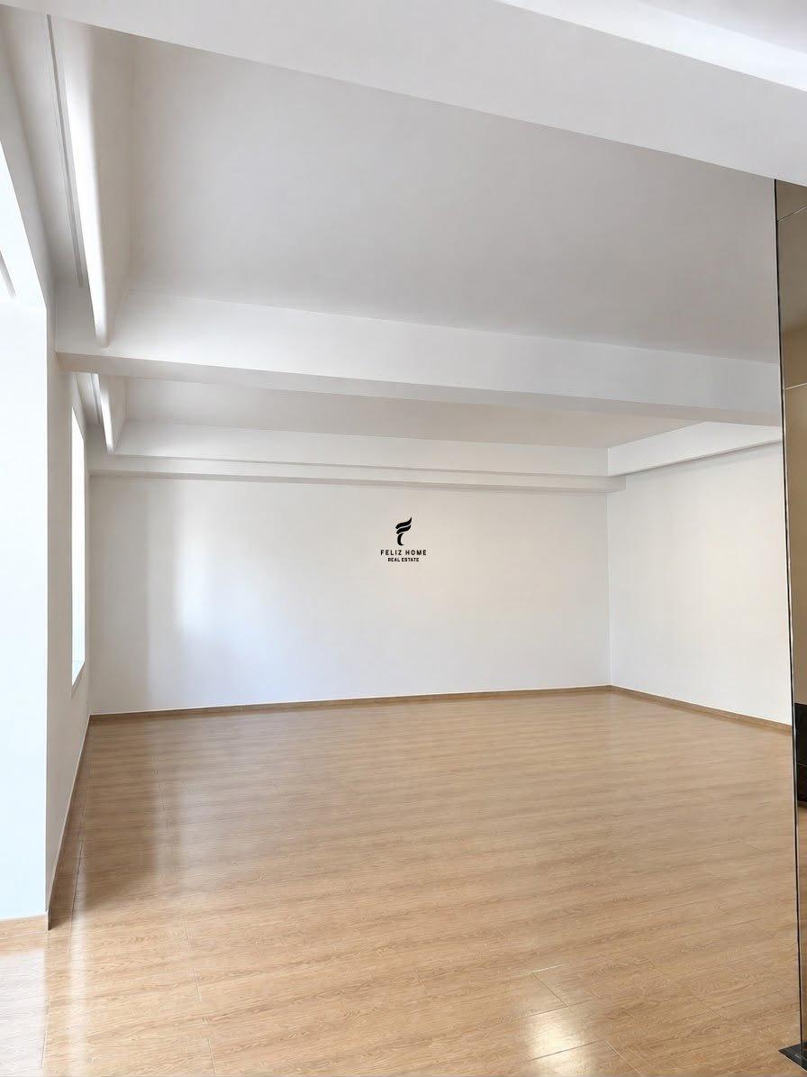 DYQAN ME QERA 125 M2 BLLOK 600.000 LEKE FH-92202 – Tiranë