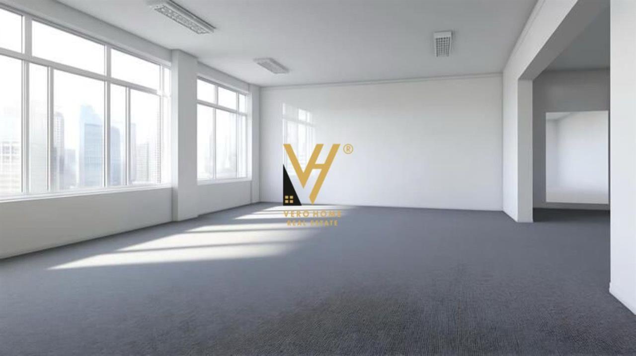JEPET ZYRE 180 M2 ME QERA TE BLV GJERGJ FISHTA 2.500 EURO – Tiranë