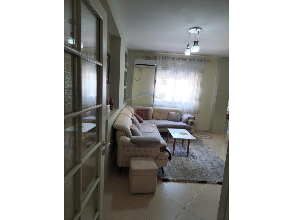 0693769552Shitet,Apartament 2+1+2,pranë Fizikës Bërthamore – Tiranë