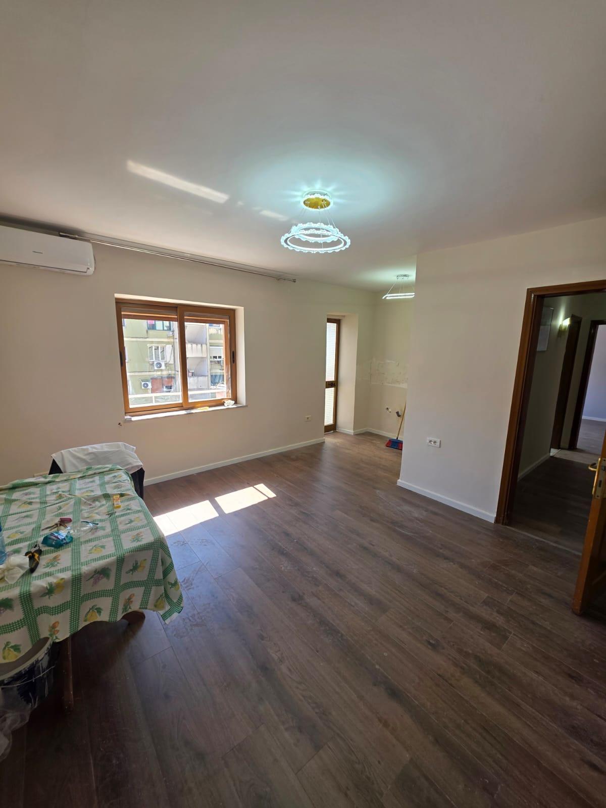 🏡 SHITET APARTAMENT 2+1 – RRUGA BARDHYL, TIRANË 📍 – Tiranë - 1