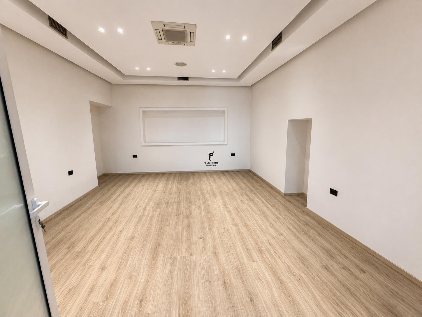 DYQAN ME QERA 180 M2 QENDER 320.000 LEKE FH-83685 – Tiranë