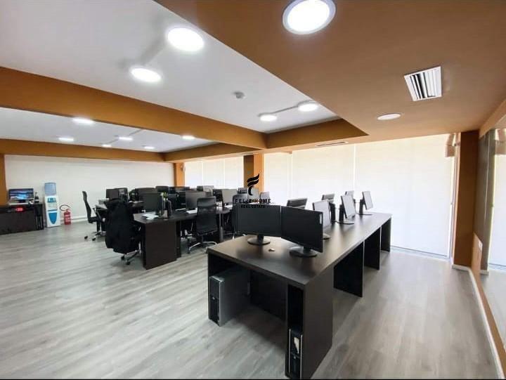 ZYRE ME QERA 200M2 BLLOK 3.500 EURO FH-76346 – Tiranë
