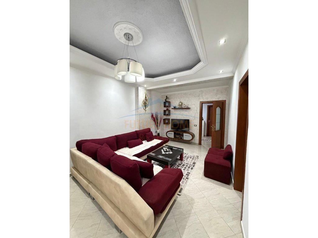 0693769552,Qera, Apartament 3+1, Vila L, Unaza e Re. – Tiranë