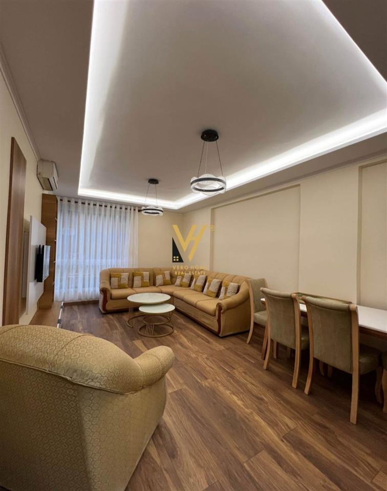 JEPET APARTAMENT 1+1 ME QERA TE PAZARI RI 600 EURO – Tiranë - 1