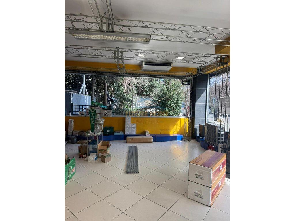0696033060 Qera,Ambient Biznesi,Bulevardi Zhan Dark,Tiranë – Tiranë