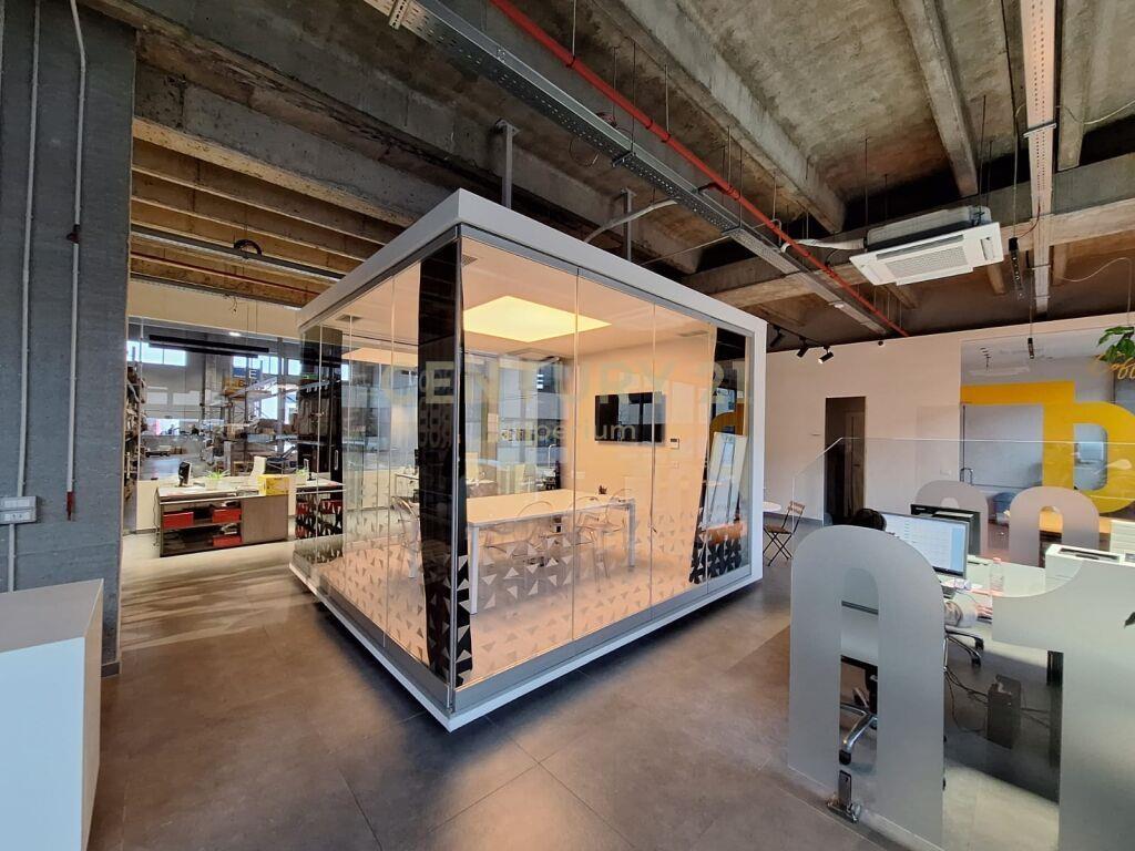 ZYRE DHE SHOWROOM PER QIRA, TIRANA INDUSTRIAL PARK – Tiranë - 1