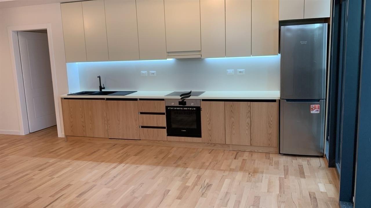 APARTAMENT ME QERA 1+1 LAKE VIEW 1500 EURO – Tiranë