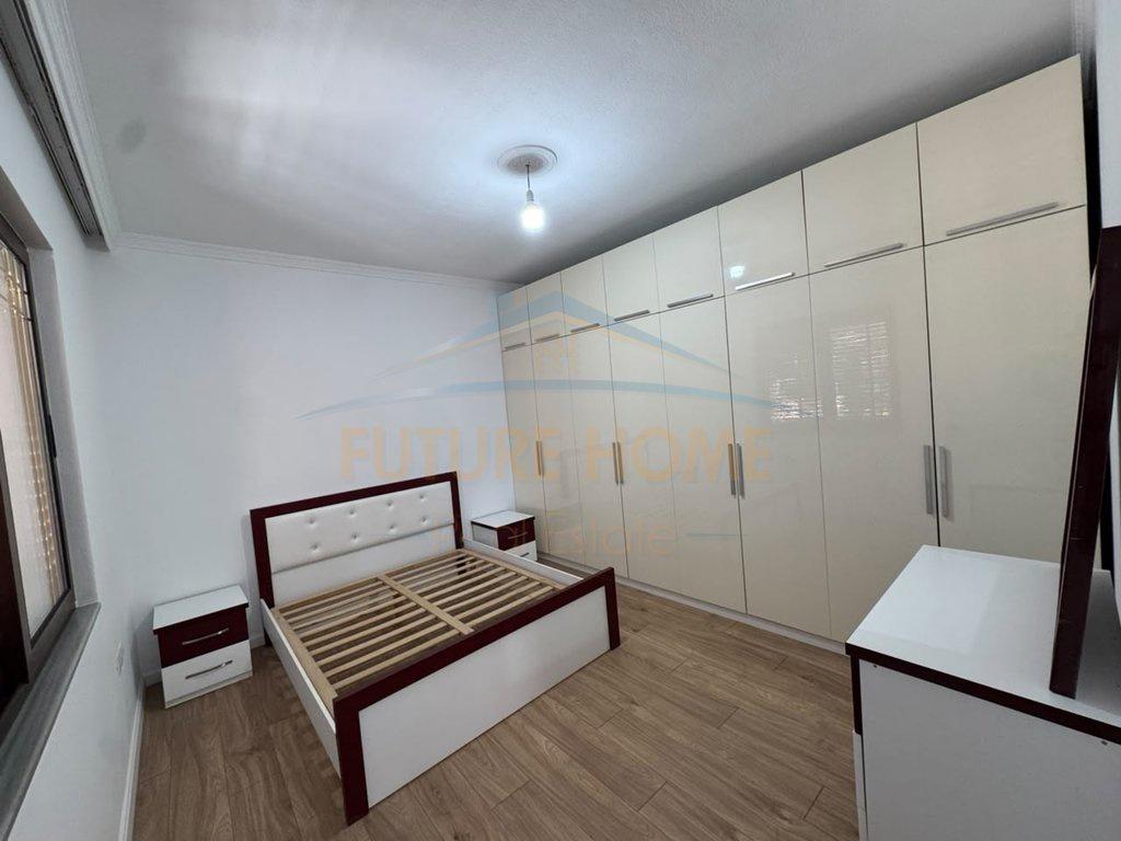 0696033060 Shitet, Apartament 1+1, Rruga Forsina Plaku – Tiranë