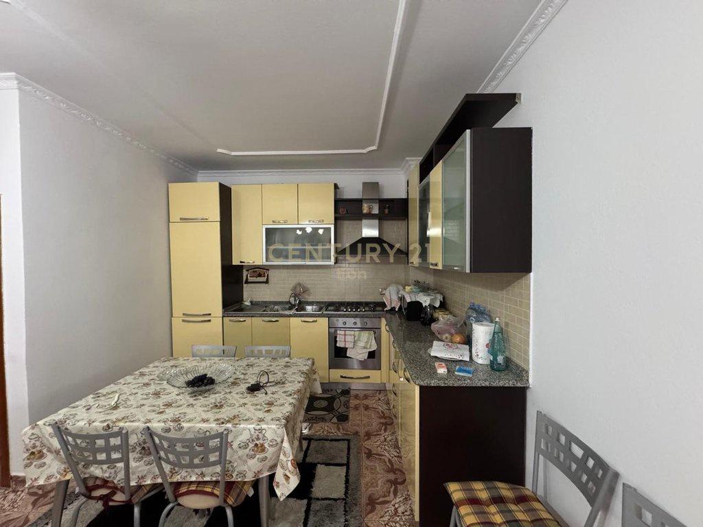 SHITET APARTAMENT 2+1 ME GARAZHD, DURRES ! 130,000 € – Durrës