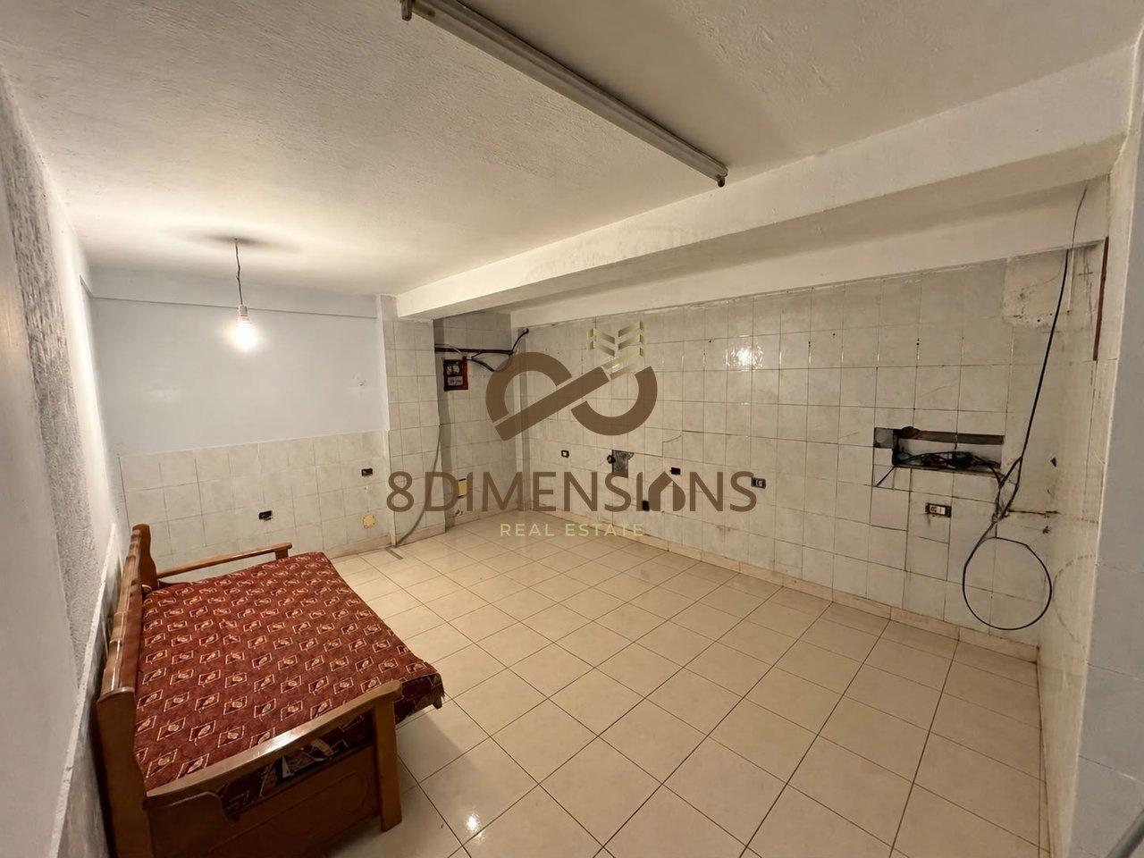 Jepet me qera Ambient Komercial/ZYRE te Ish Ekspozita – Tiranë
